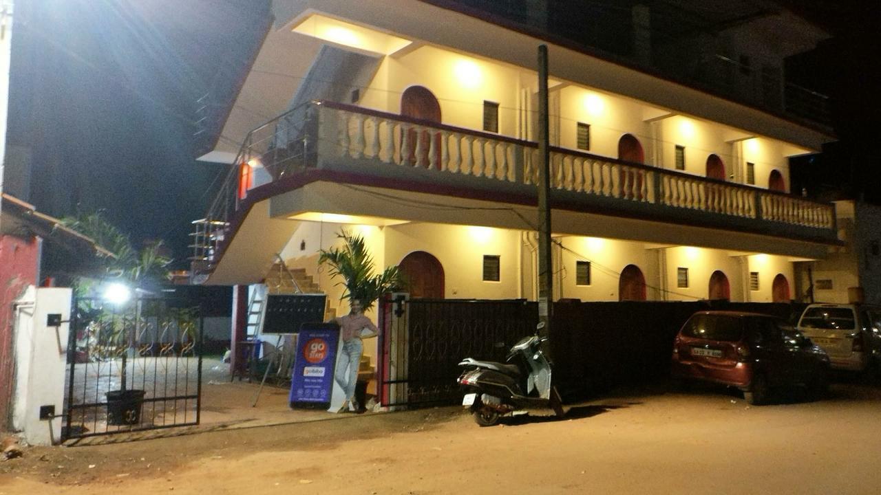 Hotel Mary Joey Baga Kültér fotó
