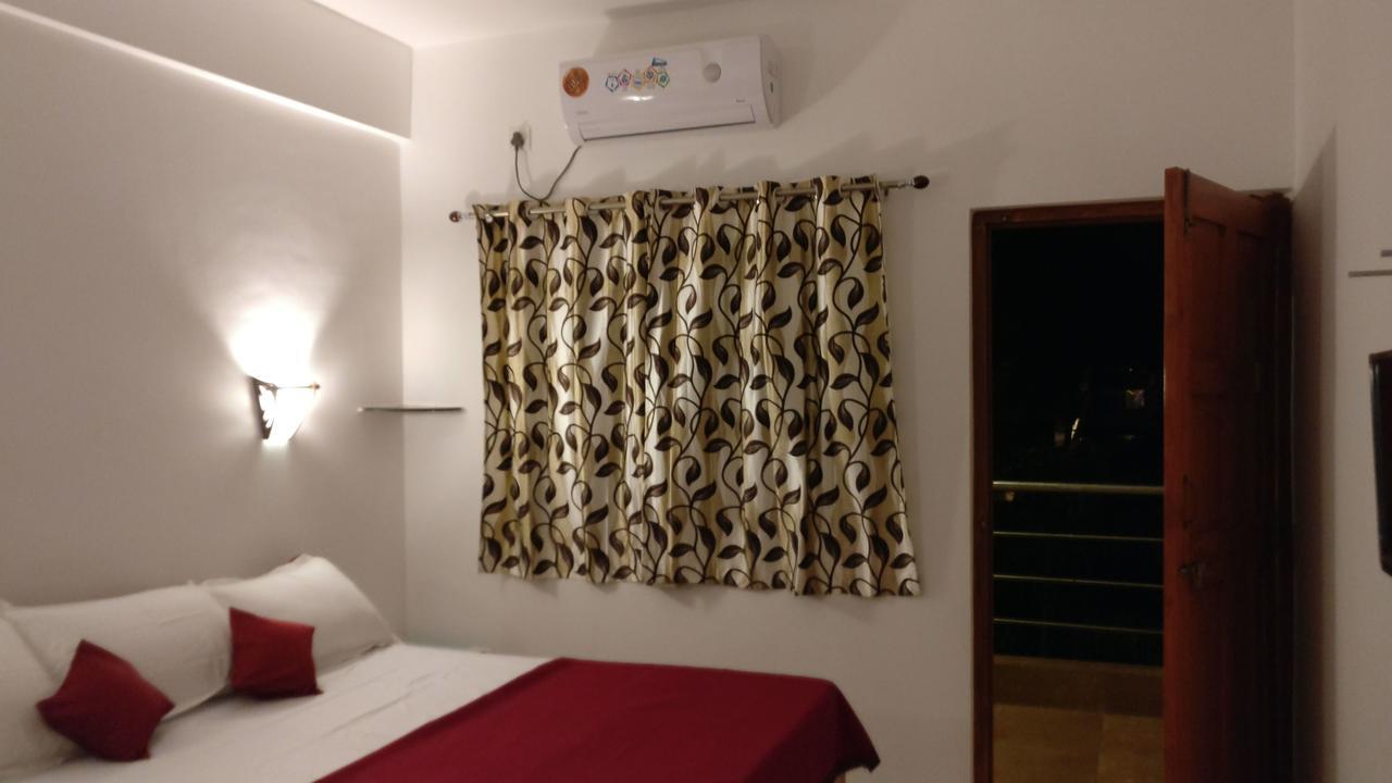 Hotel Mary Joey Baga Kültér fotó